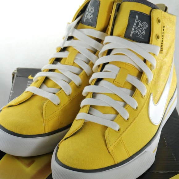 SOLD NIKE x Livestrong Sweet Classic High Sneakers - Picture 3 of 8